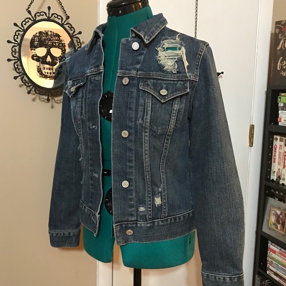 GAP cotton stretch distressed denim jacket - Picture 2 of 8
